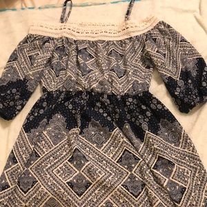 Flowy off the shoulder dress size medium